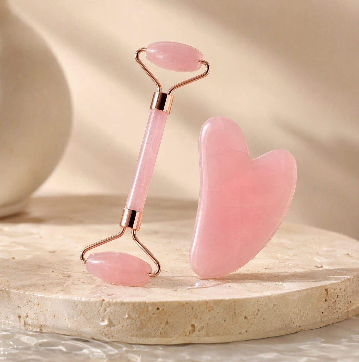 Set Rodillo Facial y Gua Sha de Cuarzo Rosa